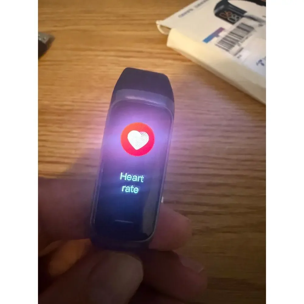 ZKSSGY Fitness Tracker Heart Rate SpO2 Sleep 20+ Sports Modes Black Tested